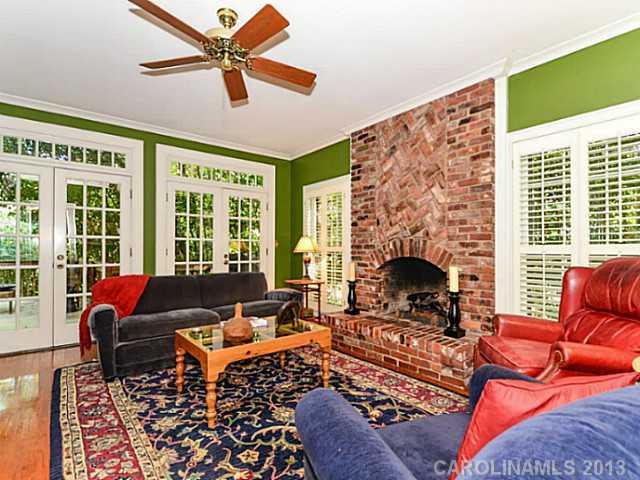 1500 Runnymede Lane Charlotte NC 28211