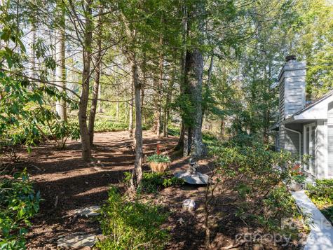 2 Bent Tree Drive Asheville NC 28803