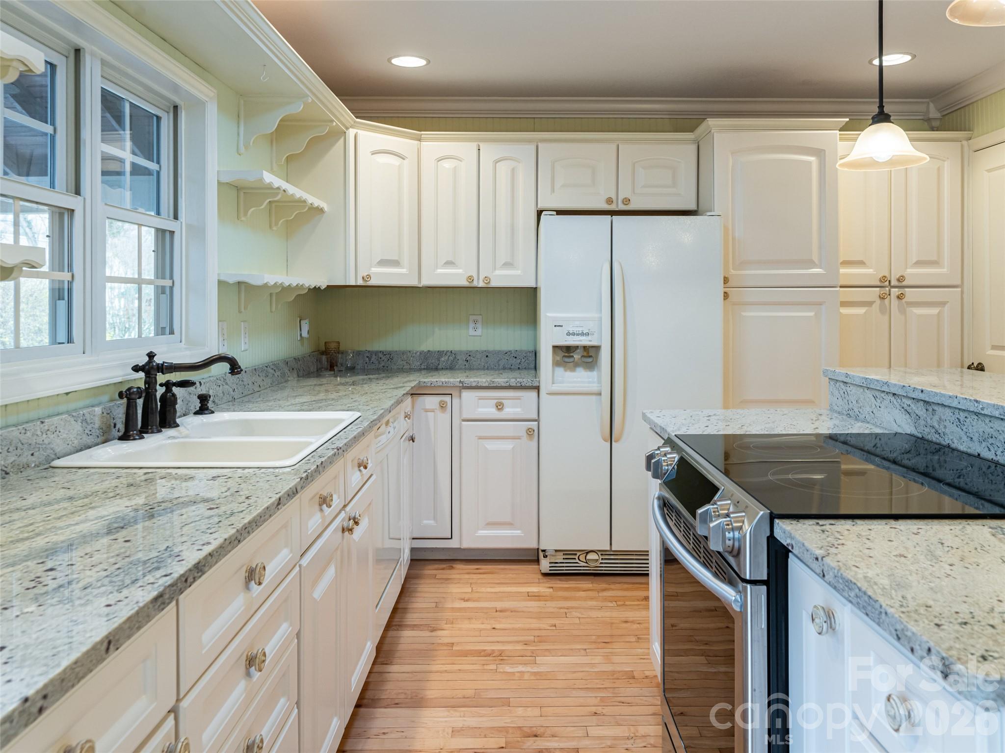 113 5th Street Black Mountain NC 28711