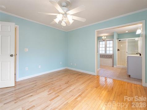 113 5th Street Black Mountain NC 28711