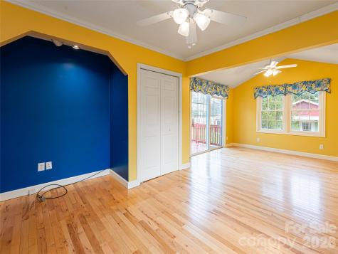 113 5th Street Black Mountain NC 28711