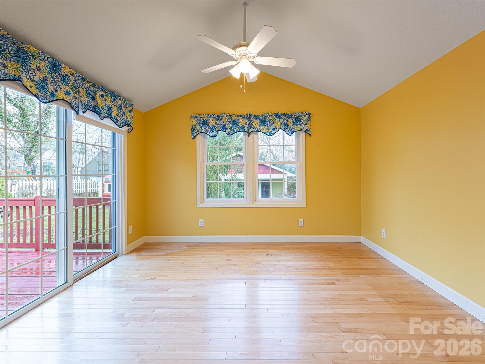 113 5th Street Black Mountain NC 28711