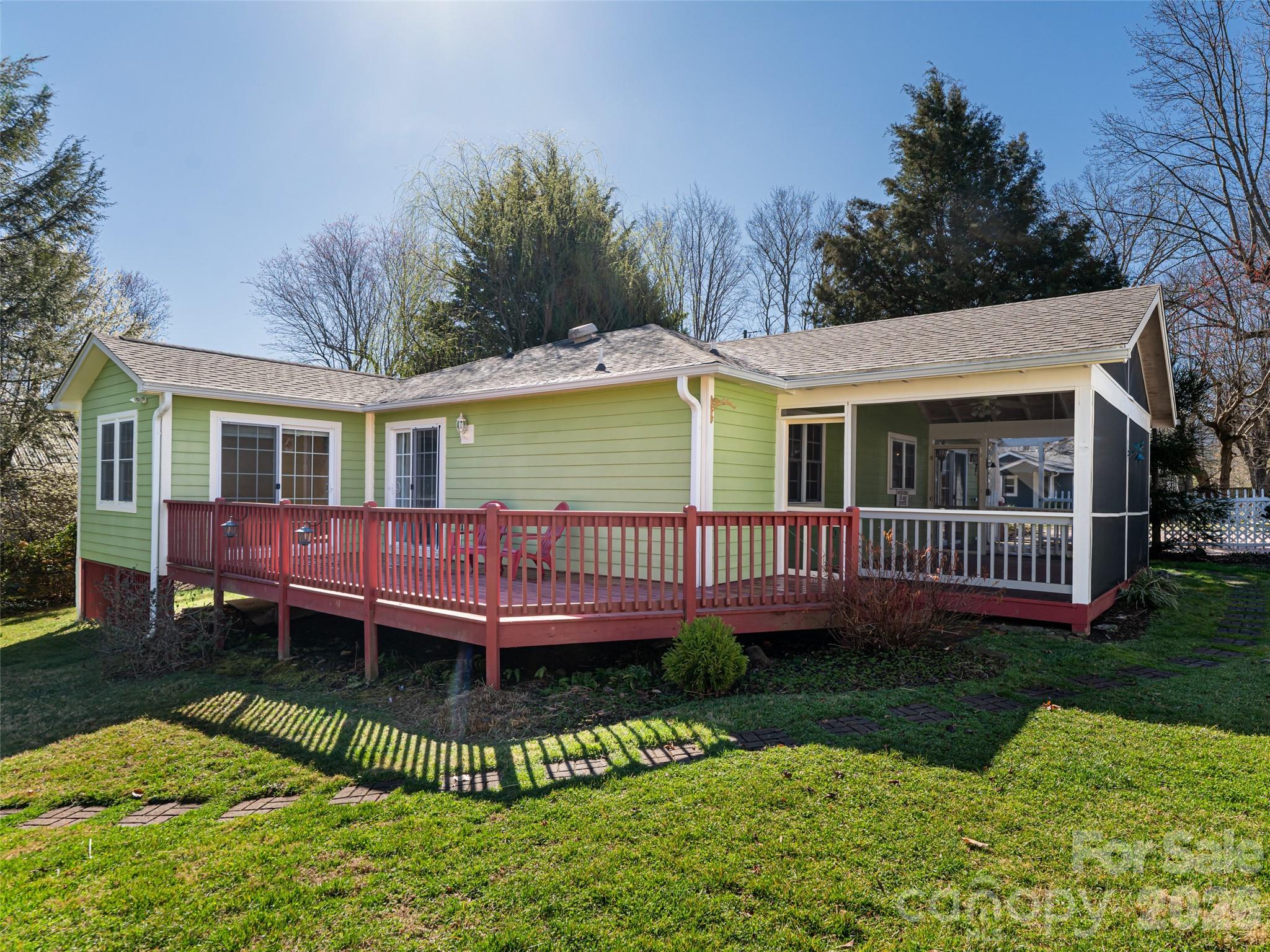 113 5th Street Black Mountain NC 28711