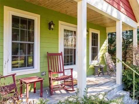 113 5th Street Black Mountain NC 28711