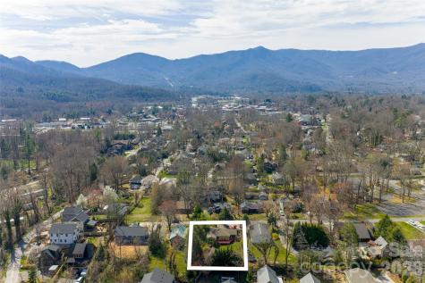 113 5th Street Black Mountain NC 28711