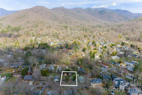 113 5th Street Black Mountain NC 28711
