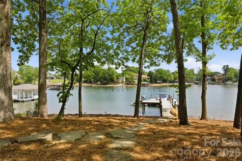 18426 Peninsula Cove Lane Cornelius NC 28031