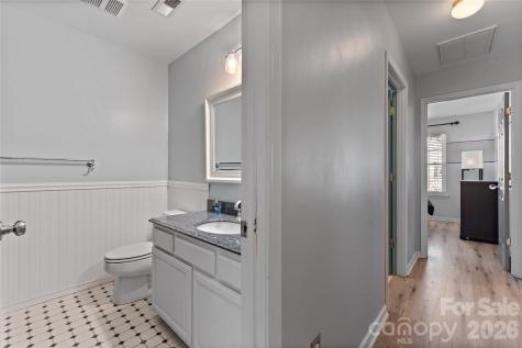 11138 Saintsbury Place Charlotte NC 28270