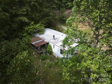 91 Keys Road Almond NC 28702