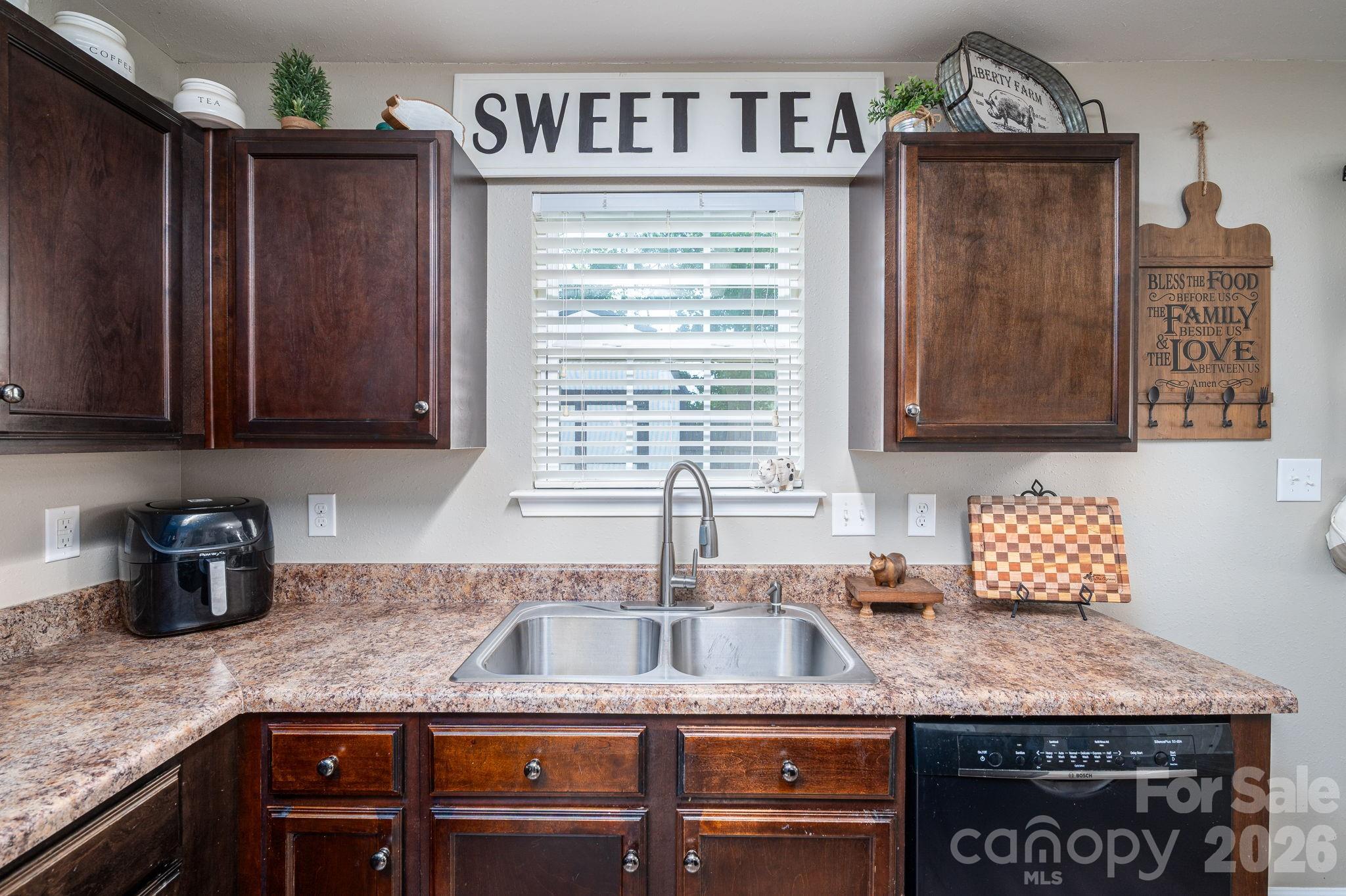 11531 Tribal Drive Charlotte NC 28214