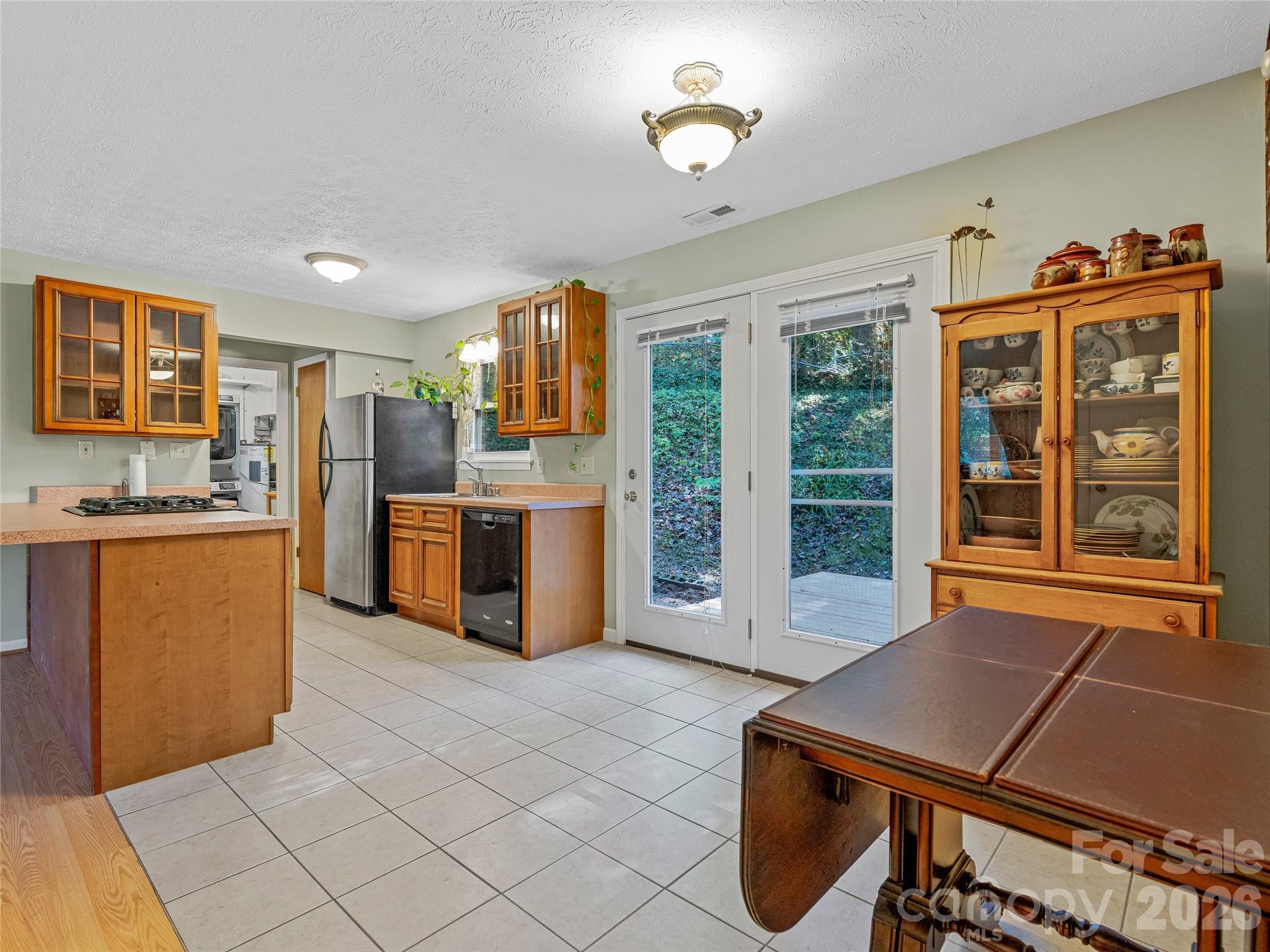 5 West Cove Street Weaverville NC 28787
