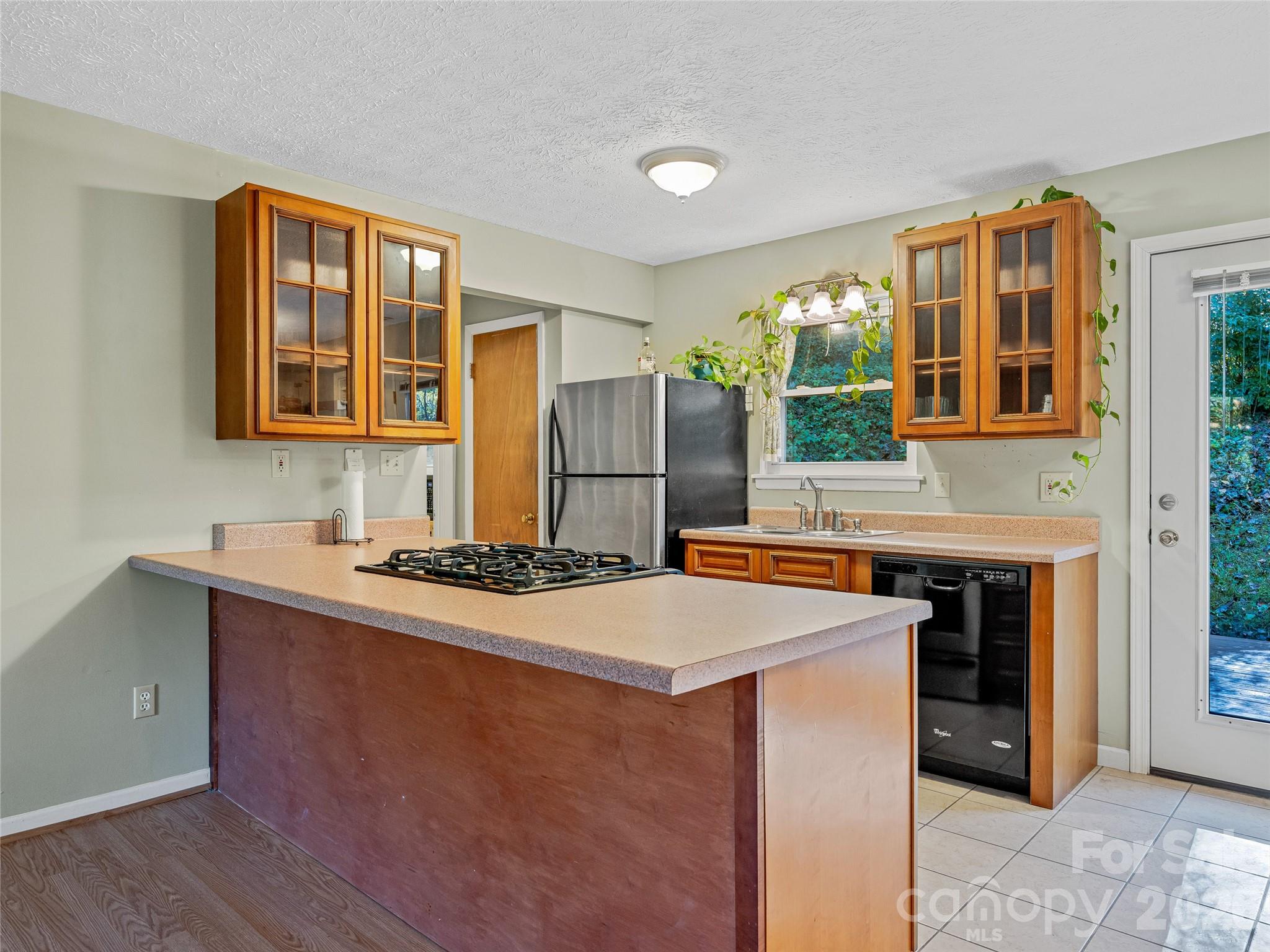 5 West Cove Street Weaverville NC 28787
