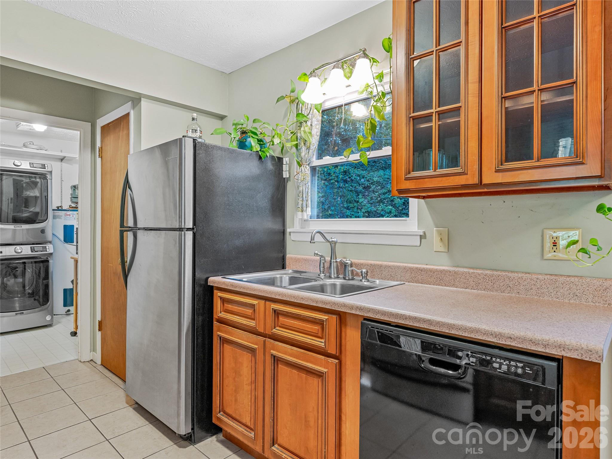 5 West Cove Street Weaverville NC 28787