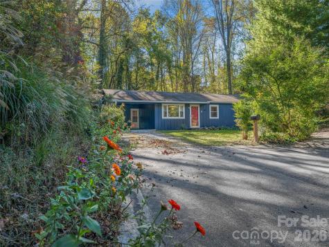 5 West Cove Street Weaverville NC 28787