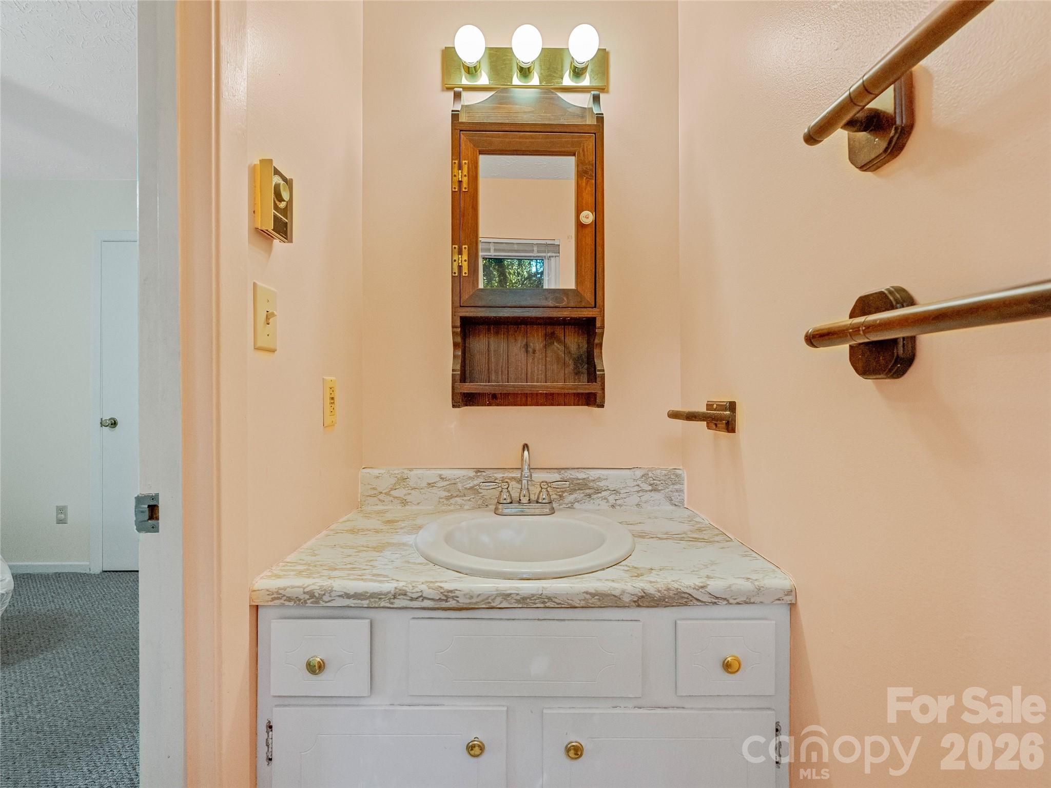 5 West Cove Street Weaverville NC 28787