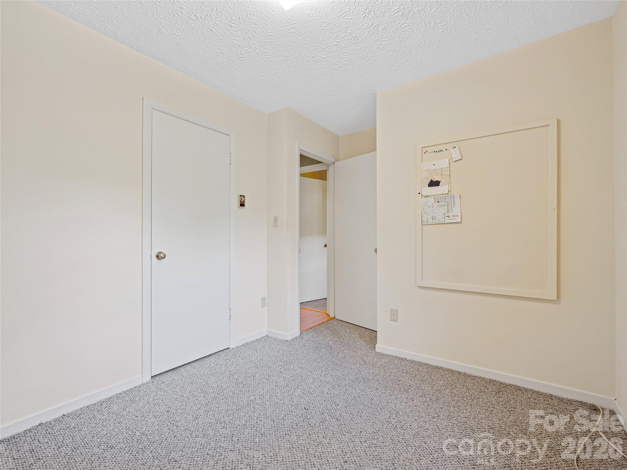 5 West Cove Street Weaverville NC 28787