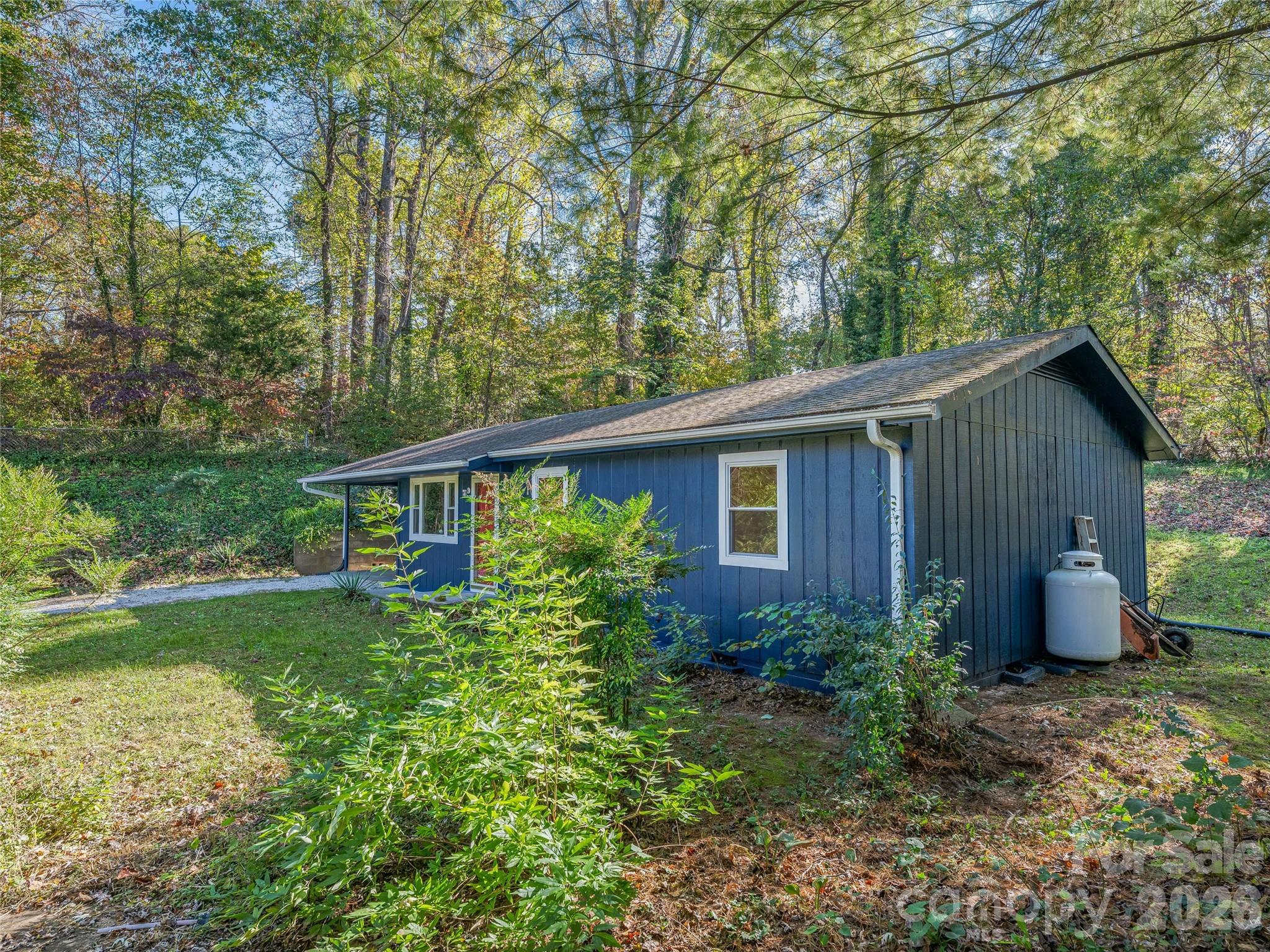 5 West Cove Street Weaverville NC 28787