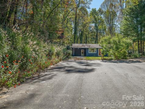 5 West Cove Street Weaverville NC 28787