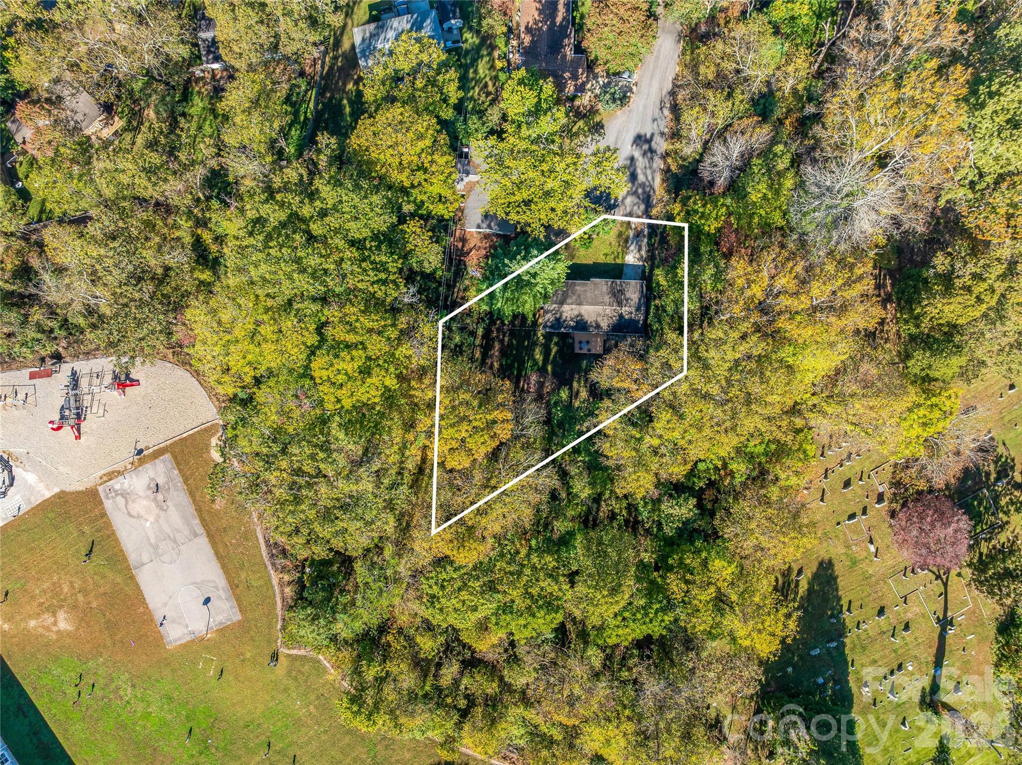 5 West Cove Street Weaverville NC 28787