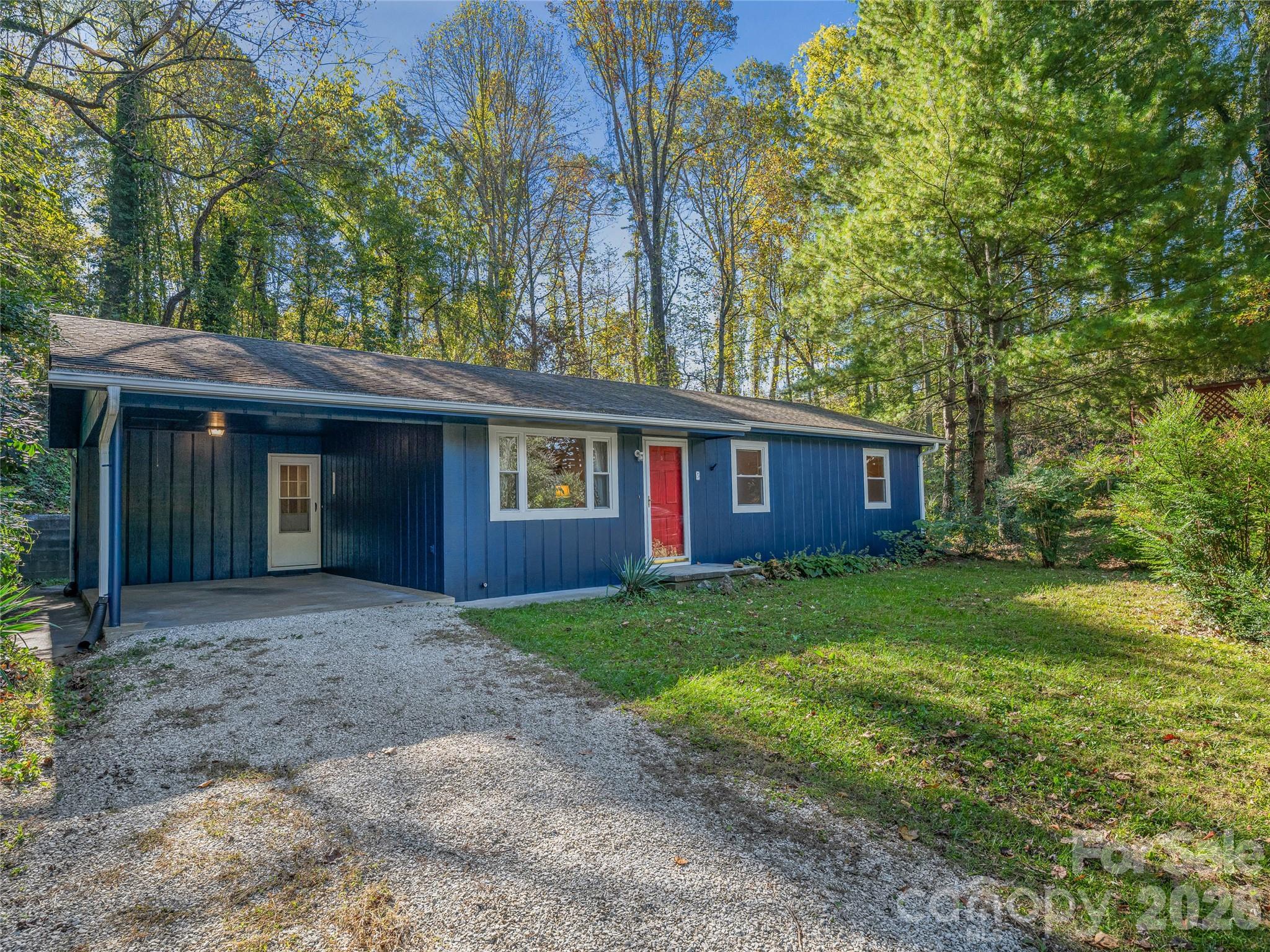 5 West Cove Street Weaverville NC 28787