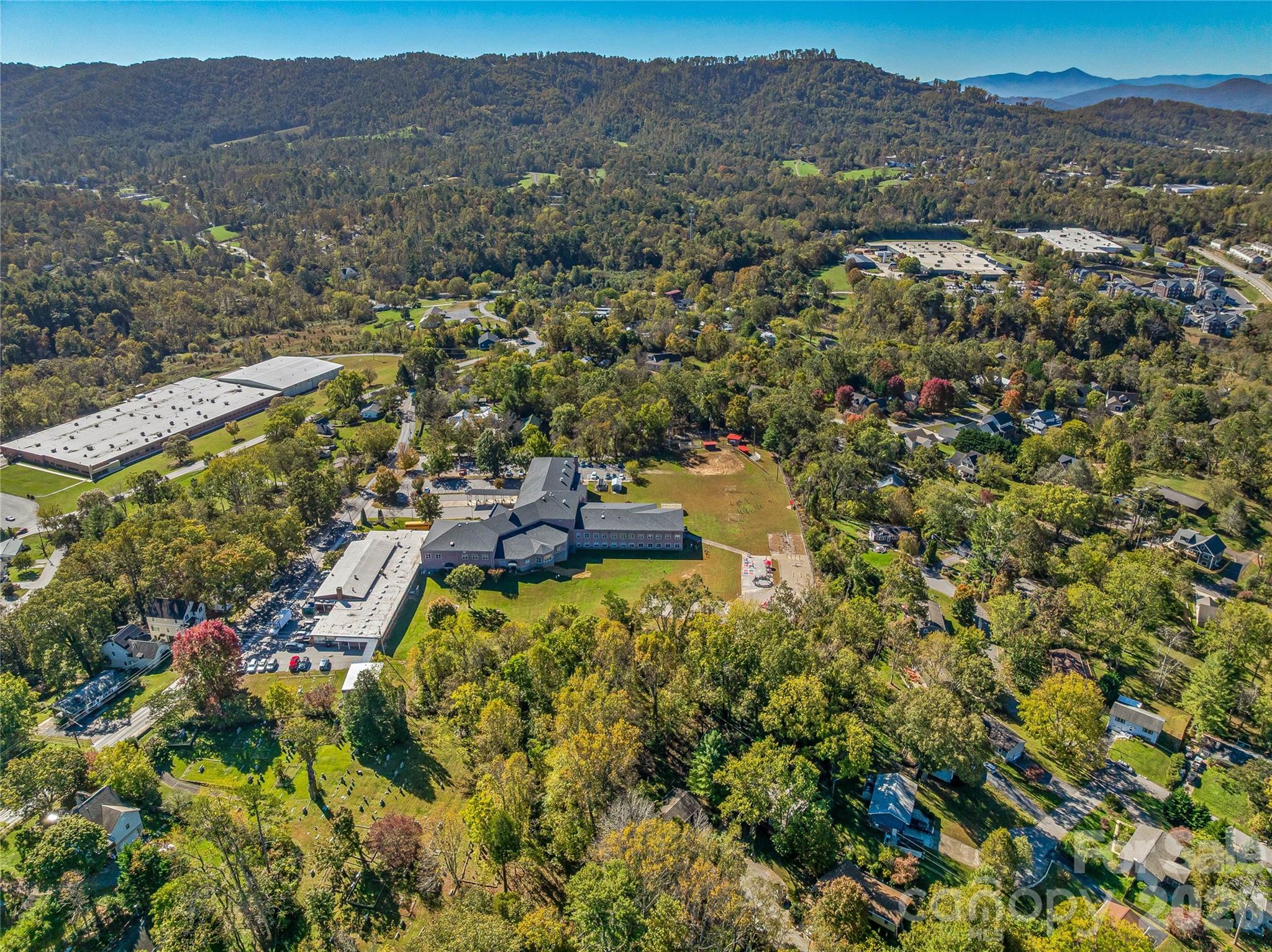 5 West Cove Street Weaverville NC 28787