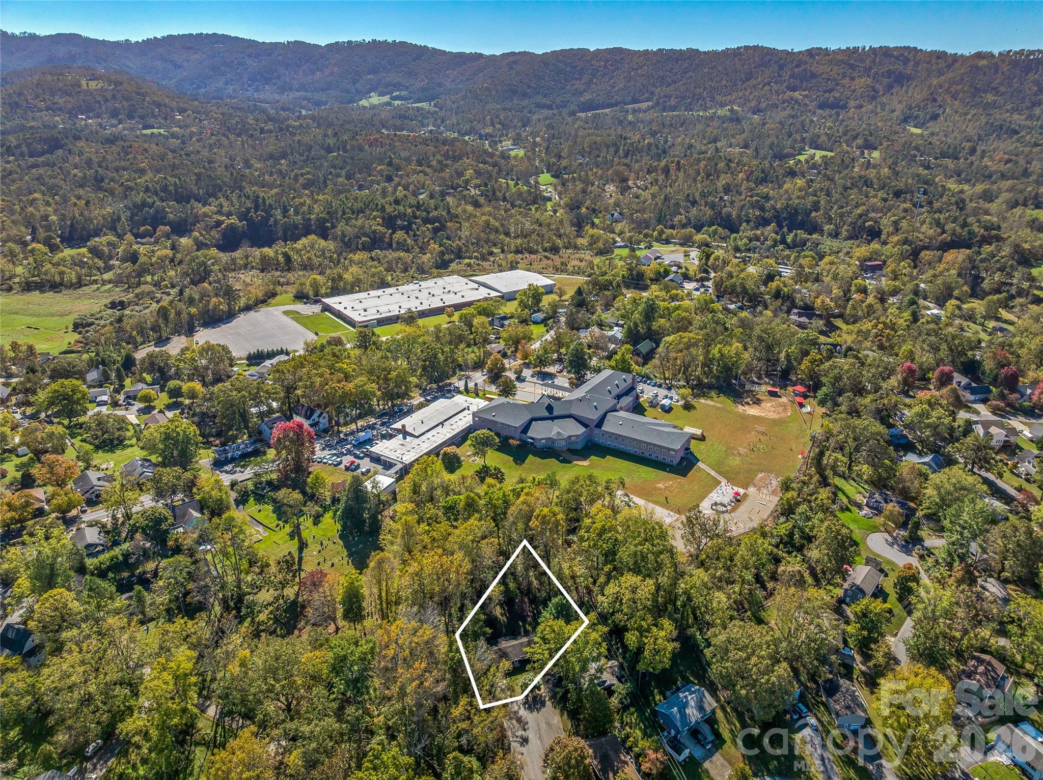 5 West Cove Street Weaverville NC 28787