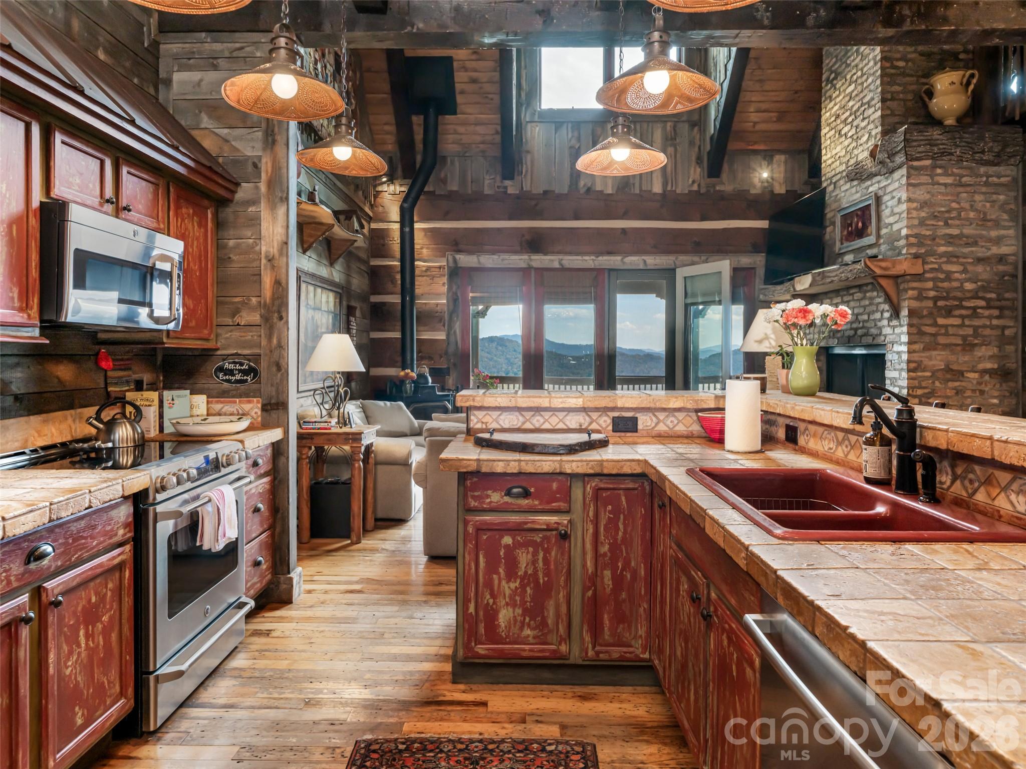 234 Historic Oak Trail Waynesville NC 28785