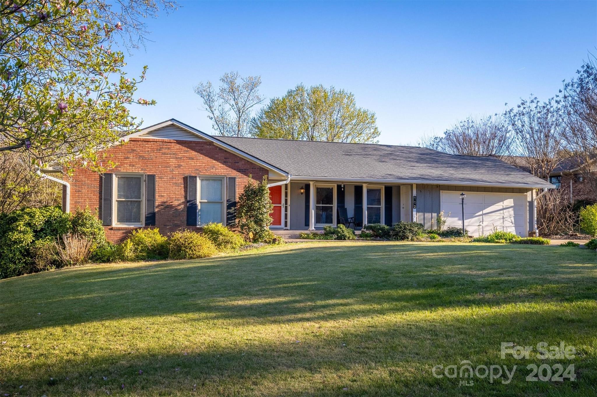 102 Inglewood Drive Morganton NC 28655