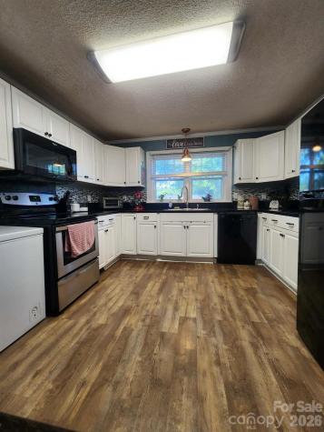 222 Carrie Drive Oakboro NC 28129