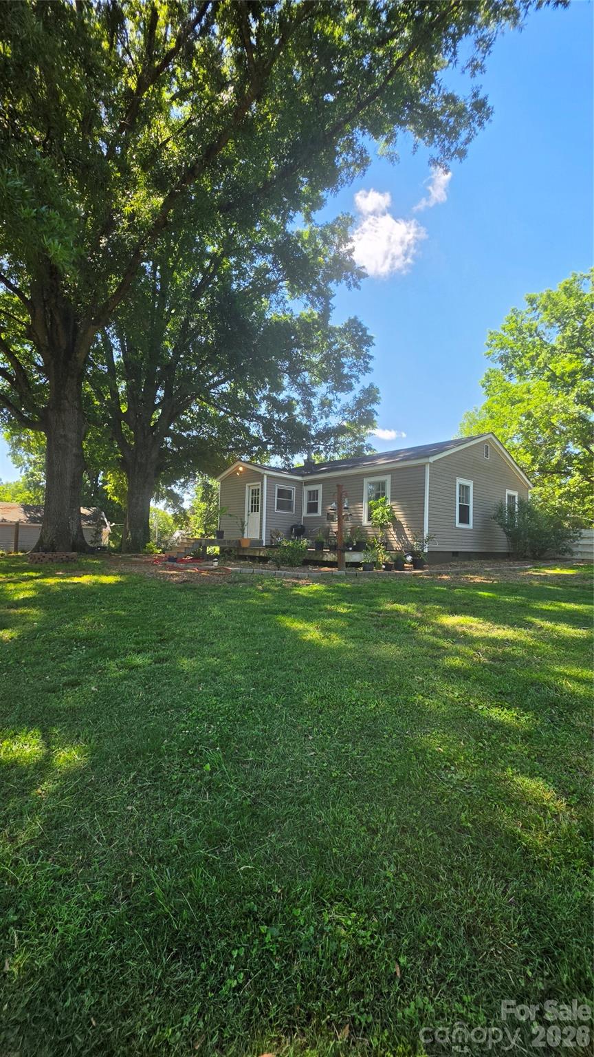 222 Carrie Drive Oakboro NC 28129