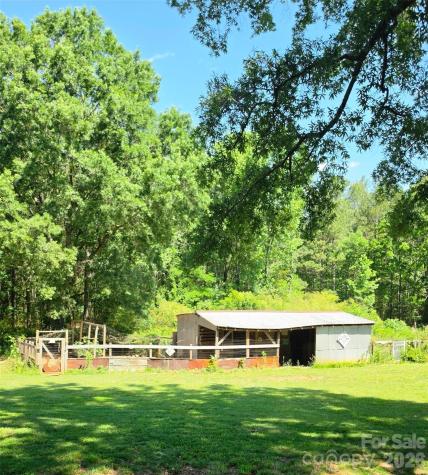 222 Carrie Drive Oakboro NC 28129