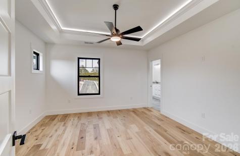 4 S Martha Kate Drive Hendersonville NC 28792