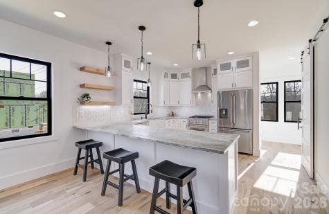 4 S Martha Kate Drive Hendersonville NC 28792