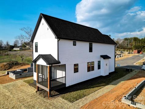 4 S Martha Kate Drive Hendersonville NC 28792