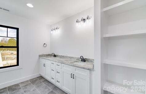 4 S Martha Kate Drive Hendersonville NC 28792