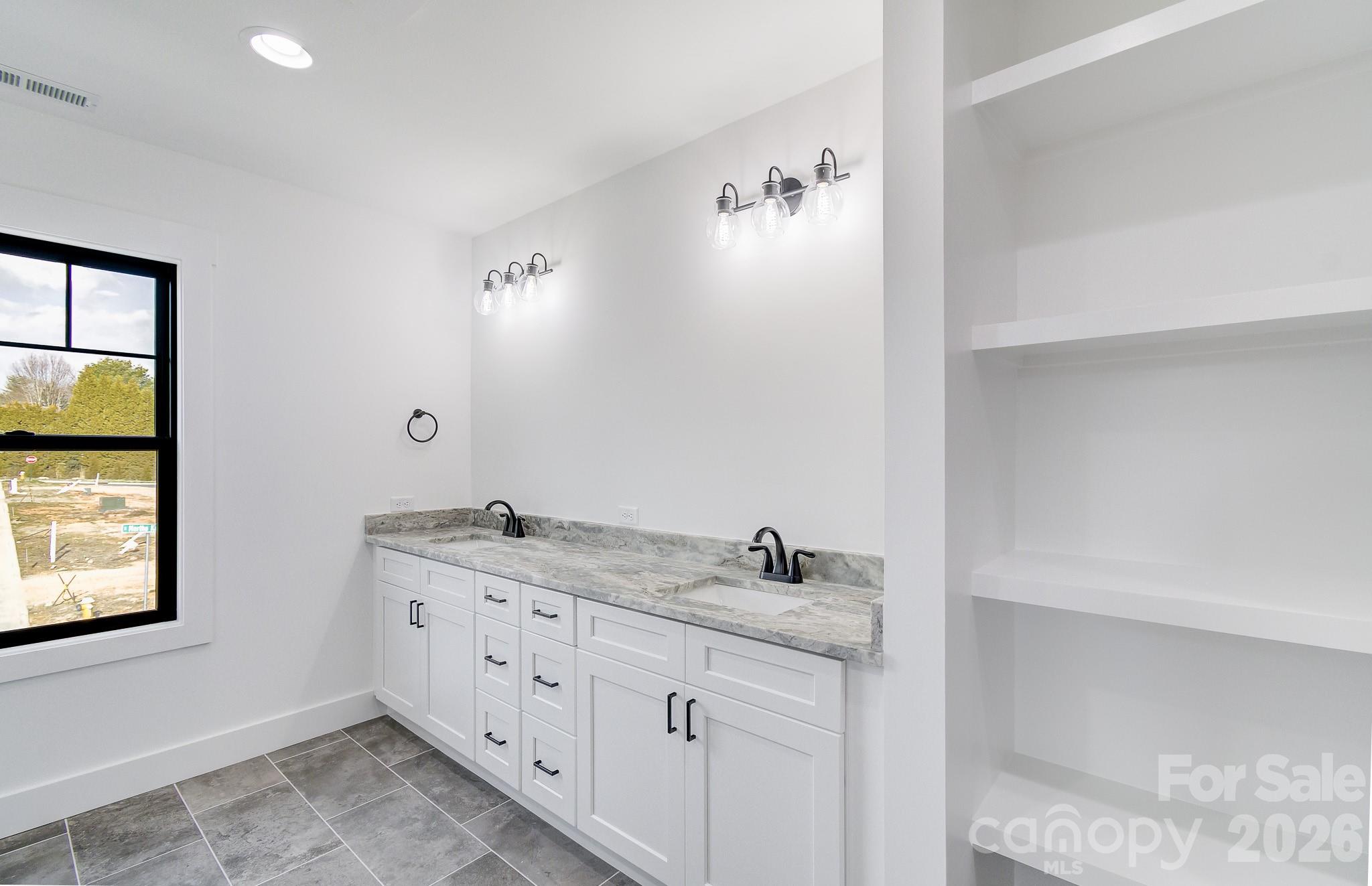 4 S Martha Kate Drive Hendersonville NC 28792