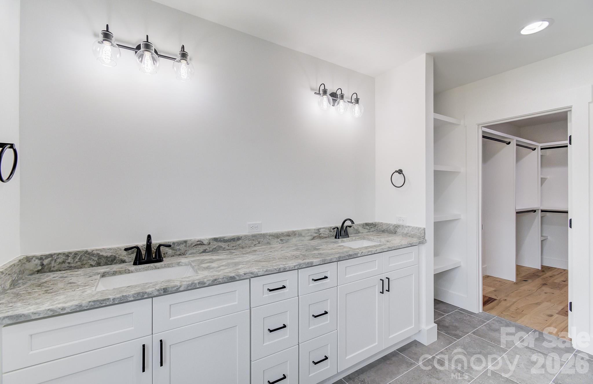 4 S Martha Kate Drive Hendersonville NC 28792