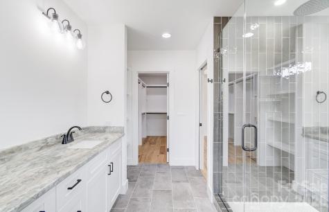 4 S Martha Kate Drive Hendersonville NC 28792