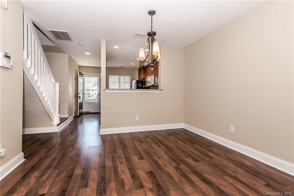 5925 Cougar Lane Charlotte NC 28269