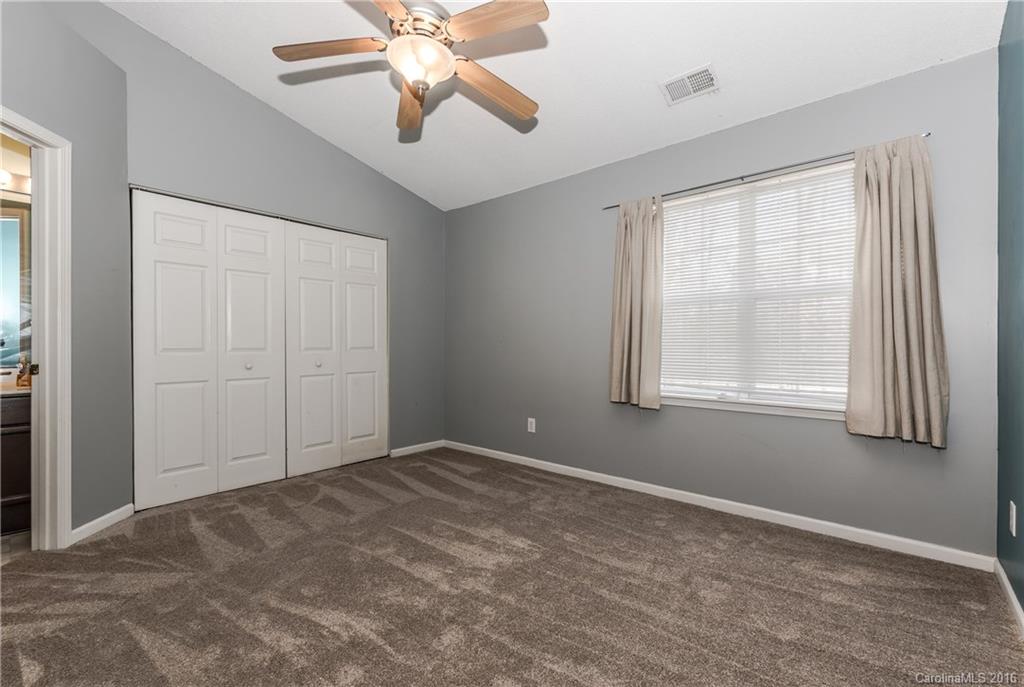 5925 Cougar Lane Charlotte NC 28269