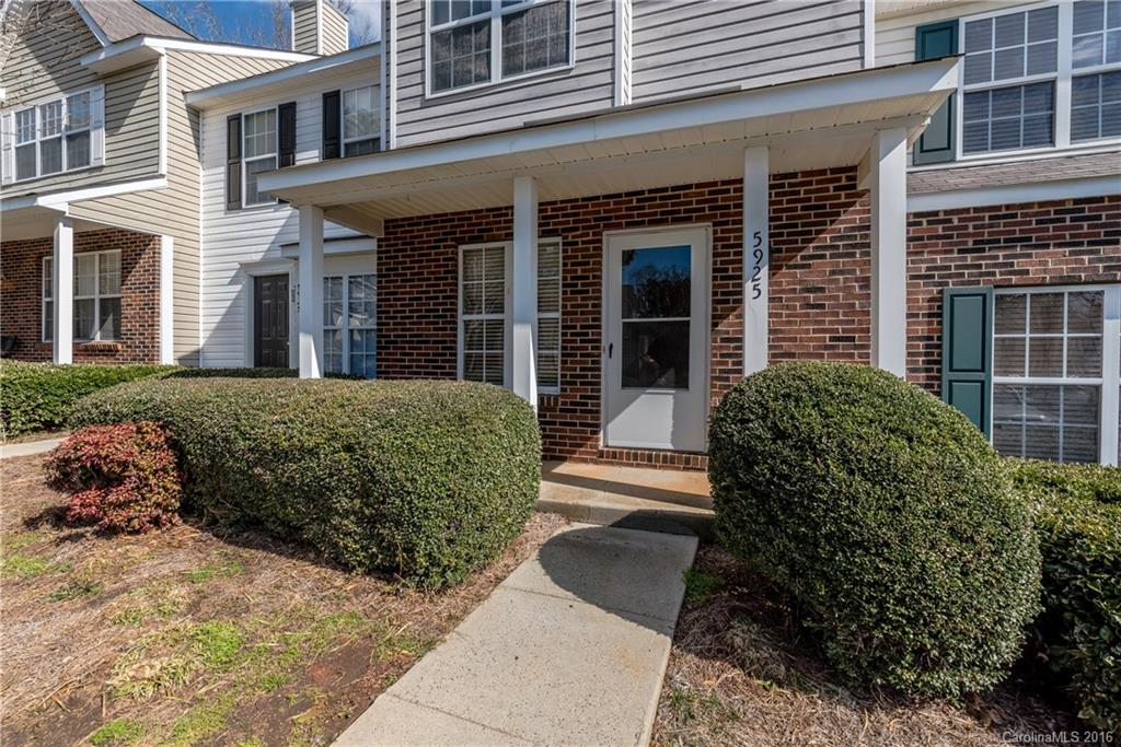 5925 Cougar Lane Charlotte NC 28269