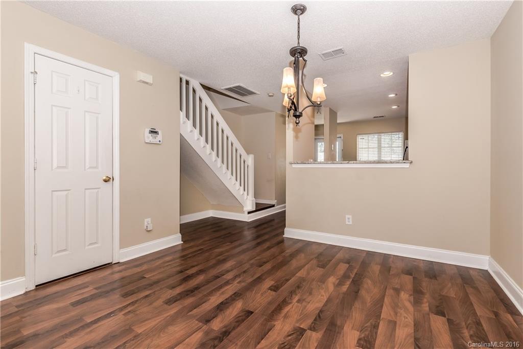 5925 Cougar Lane Charlotte NC 28269