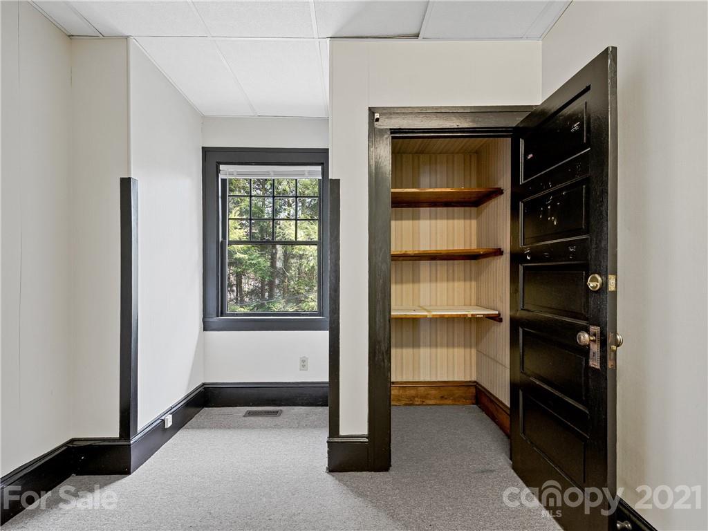 162 W Chestnut Street Asheville NC 28801