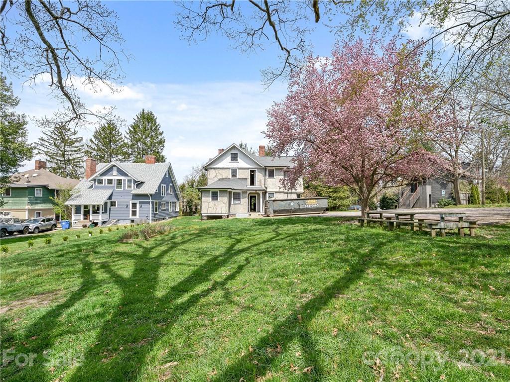 162 W Chestnut Street Asheville NC 28801