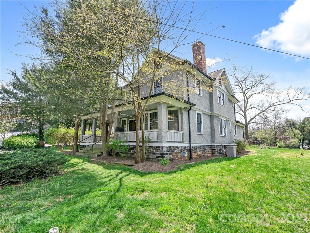 162 W Chestnut Street Asheville NC 28801