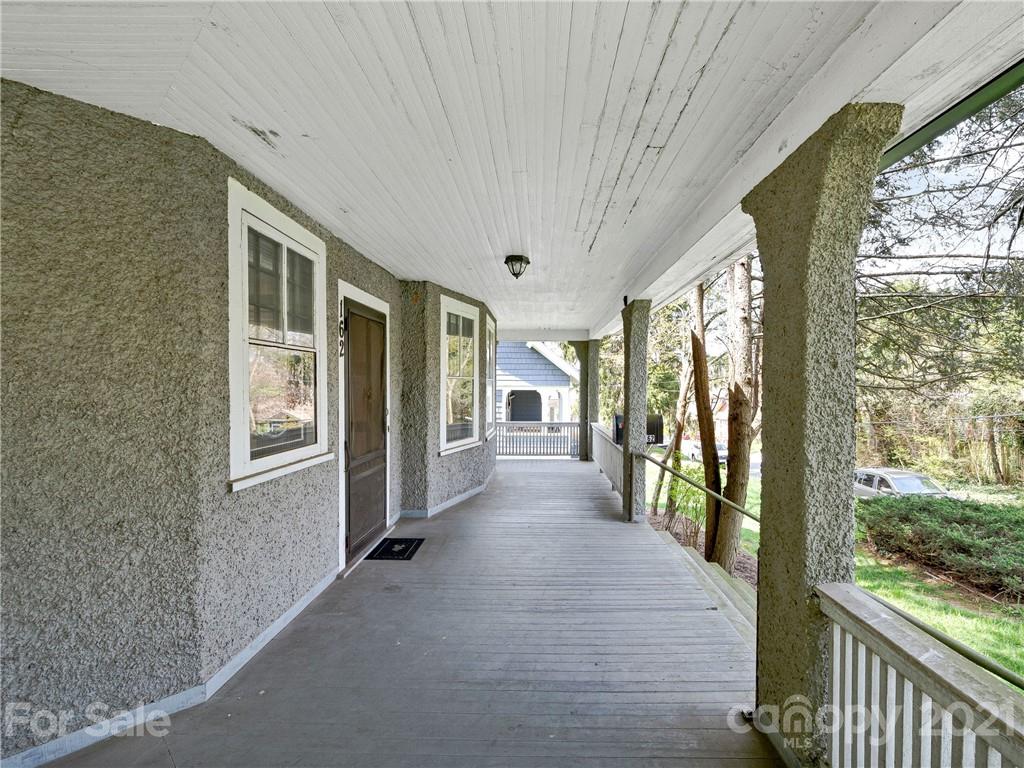 162 W Chestnut Street Asheville NC 28801