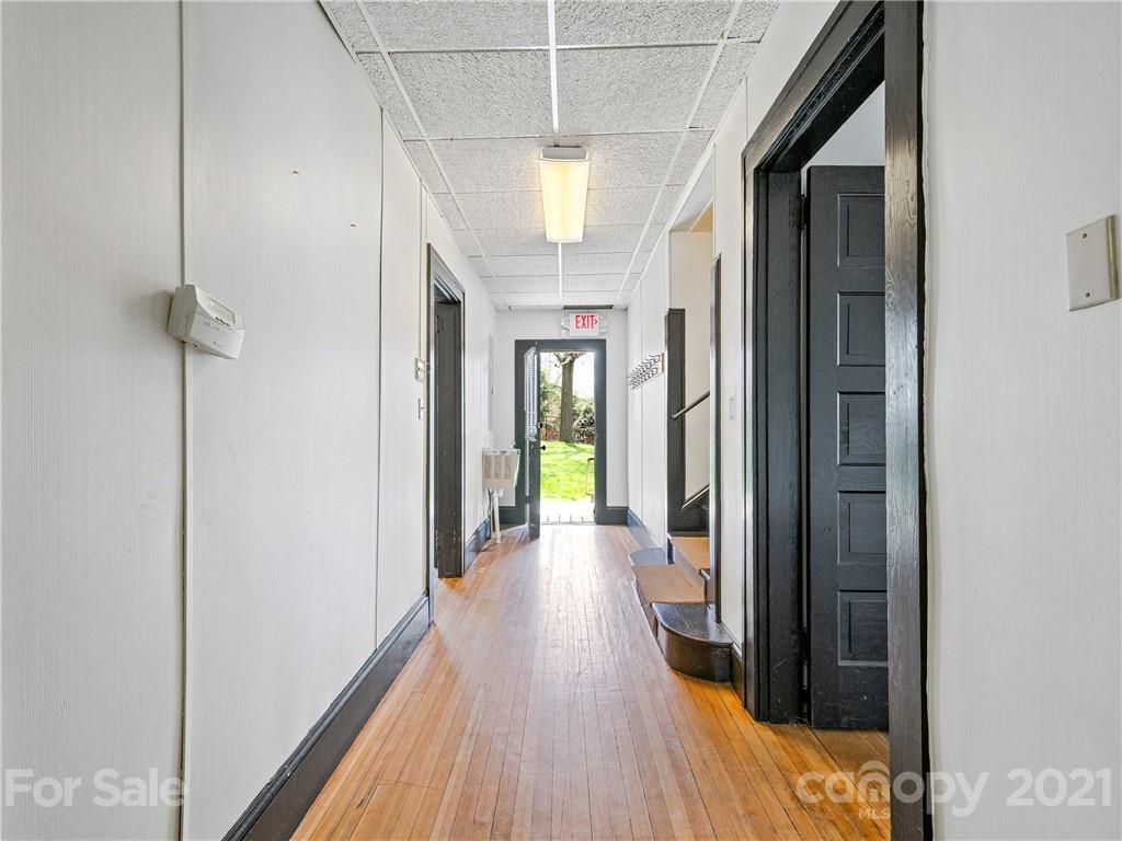 162 W Chestnut Street Asheville NC 28801