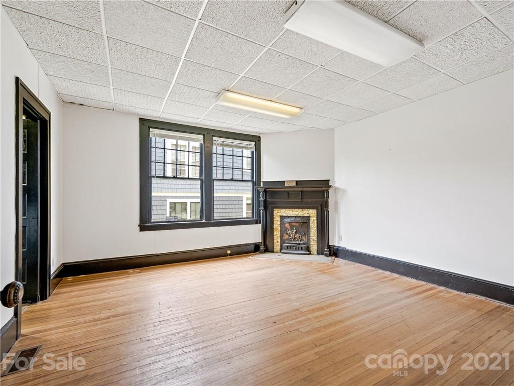 162 W Chestnut Street Asheville NC 28801
