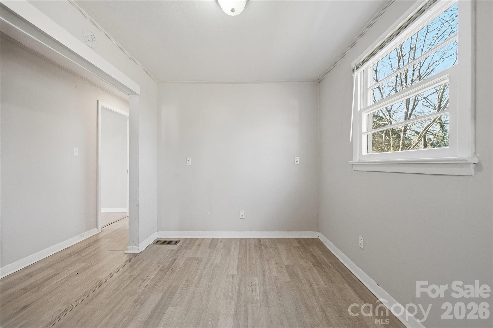 1512 N Deal Avenue Newton NC 28658
