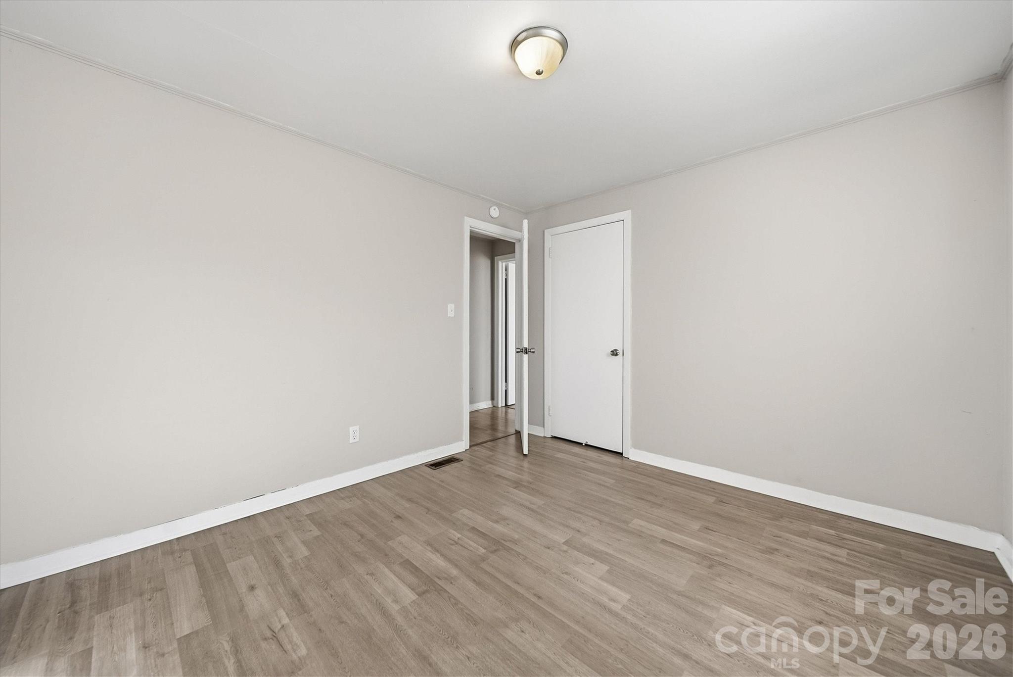 1512 N Deal Avenue Newton NC 28658
